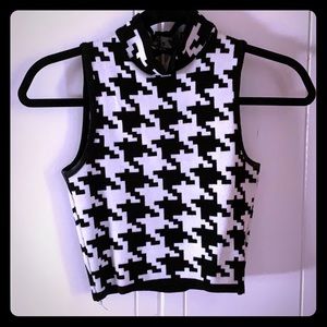 Sleeveless crop top